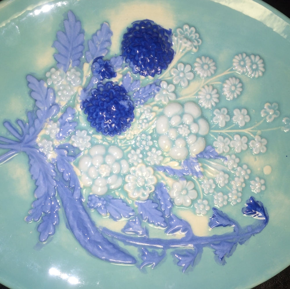 Vintage hand made decorative platter or display pi